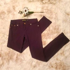 Guess brand stretch jegging pants